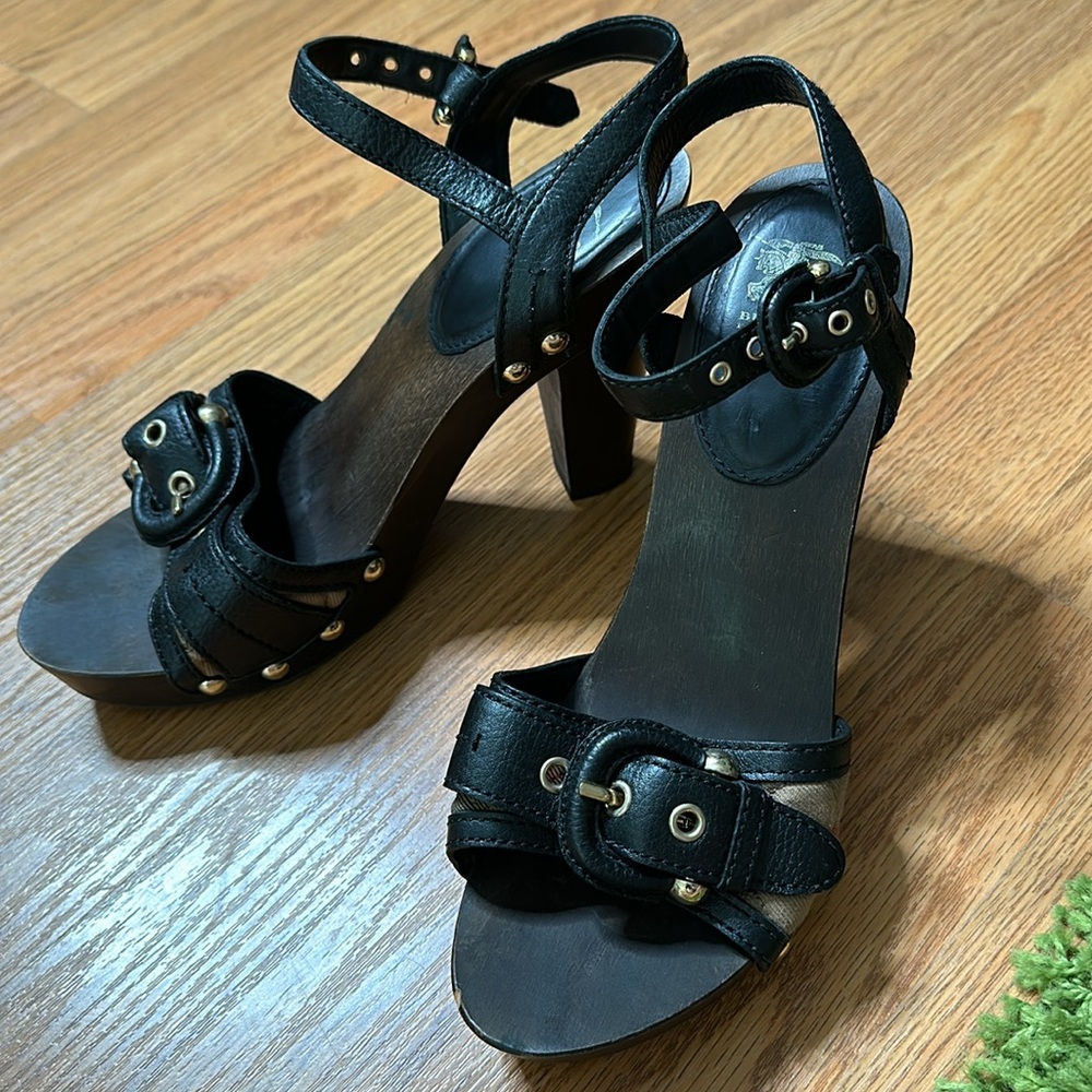 Burberry Sandals - Picture 5 of 6